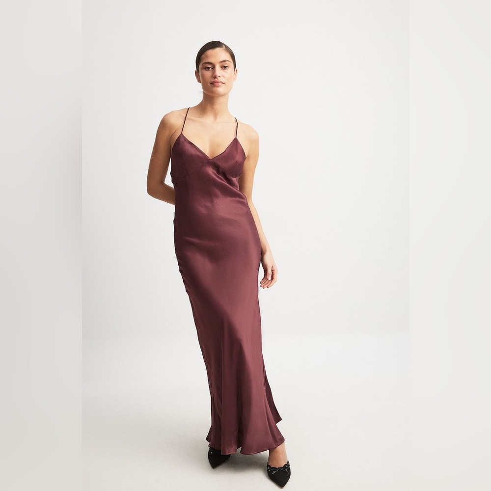 NA-KD Burgundy Satin Slip Dress